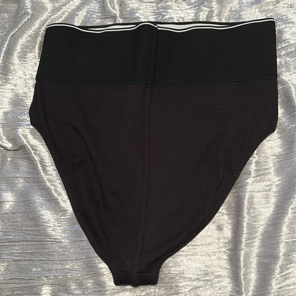 Black and white  Alexander Wang 2 piece set Bralette and Brief - Picture 5 of 7